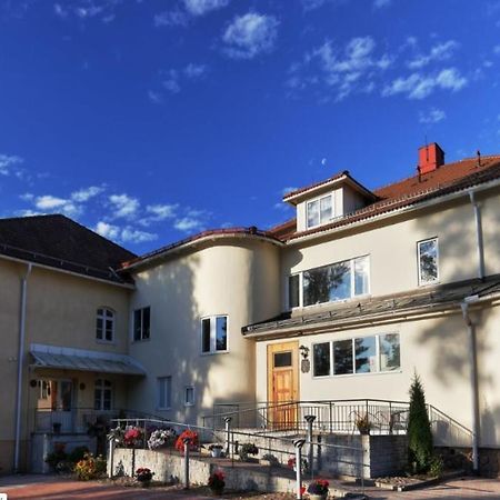 Birgittagarden - Gaesthem - Birgittasystrarna Bed & Breakfast Falun Ngoại thất bức ảnh