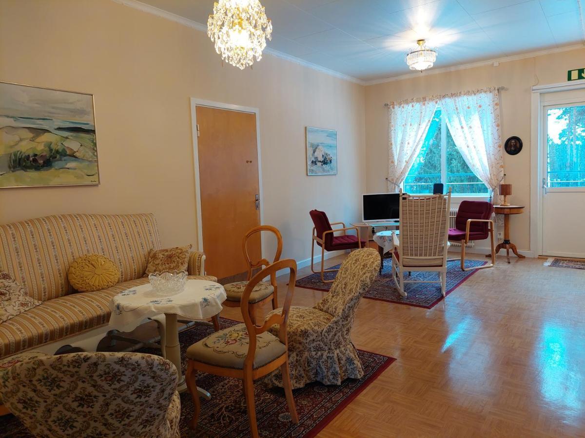 Birgittagarden - Gaesthem - Birgittasystrarna Bed & Breakfast Falun Ngoại thất bức ảnh