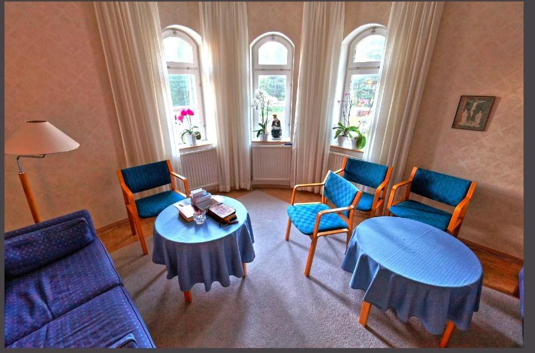 Birgittagarden - Gaesthem - Birgittasystrarna Bed & Breakfast Falun Ngoại thất bức ảnh